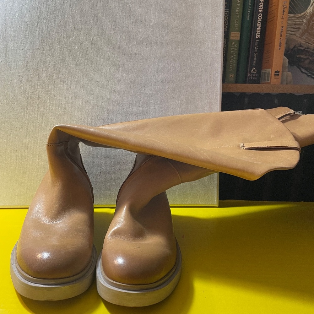 NWOT SAM EDELMAN  Fable Riding Boots Women's Size 8.5 In Cashew